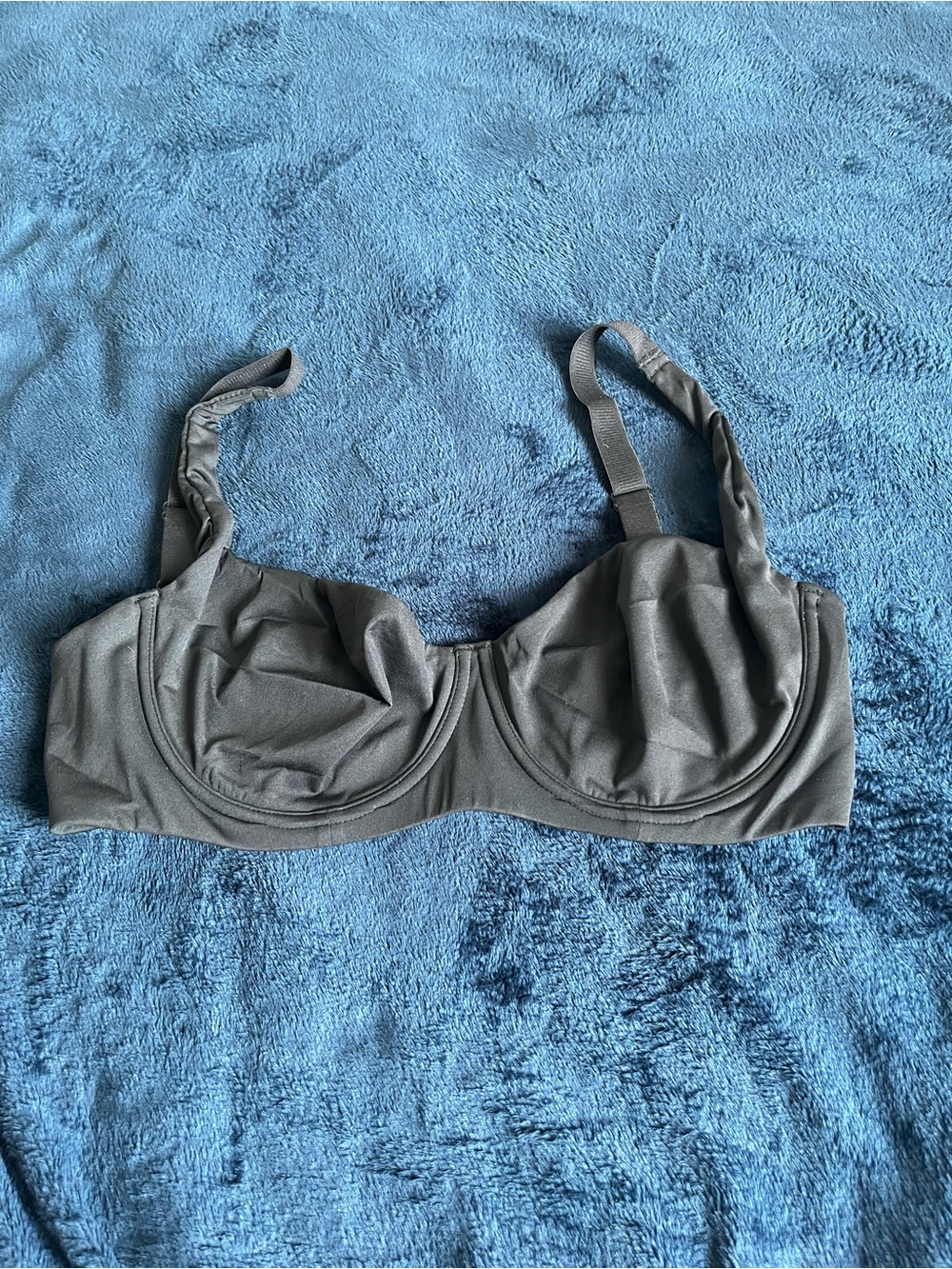 Everyday Support Underwire Bra in Charcoal new without tag